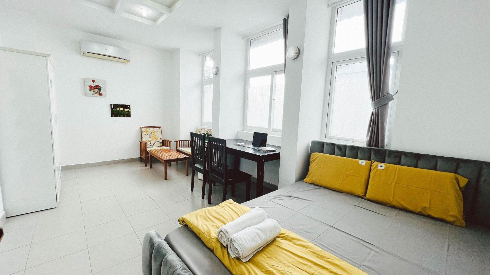 The Mango Tree Homestay Saigon Nhà khách